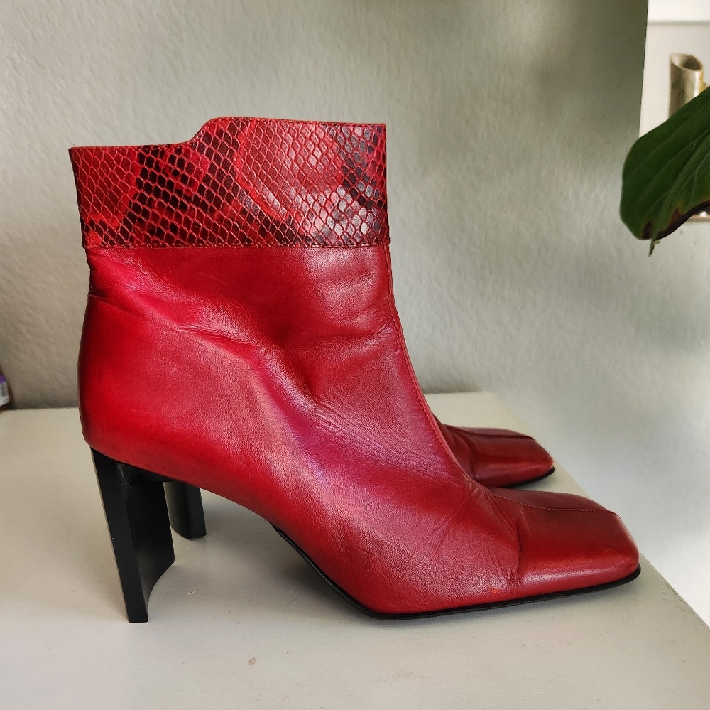 Y2K Baker Red Snake Print Leather Square Toe Ankle Boots Size 9